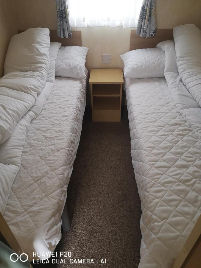 Lovely 2-Bed Caravan In Walton On The Naze Exteriér fotografie